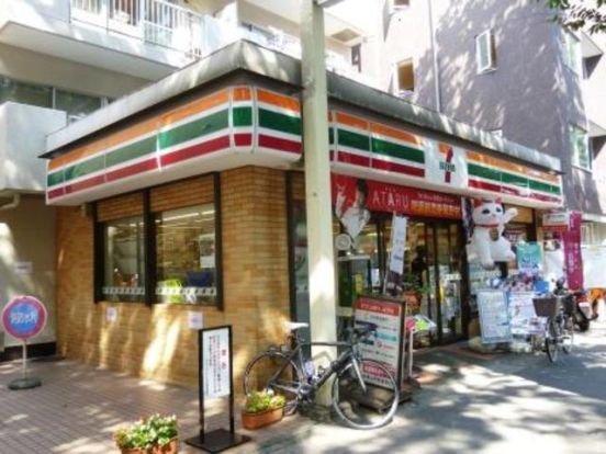 セブンイレブン世田谷上北沢5丁目店の画像