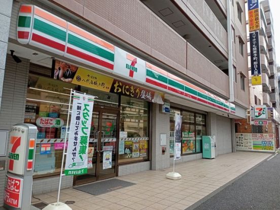 セブンイレブン横浜榎町2丁目店の画像