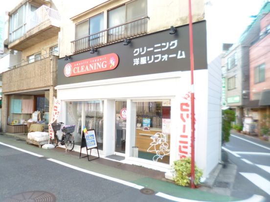 クリーニング店の画像