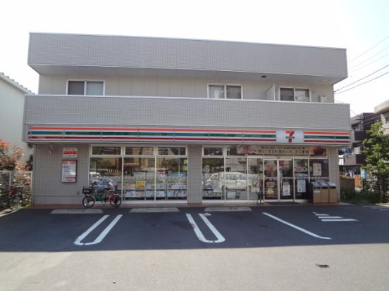 セブンイレブン世田谷千歳台5丁目店の画像