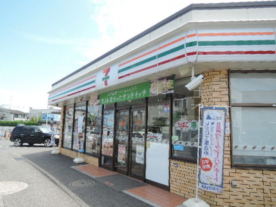 セブンイレブン逗子5丁目店の画像