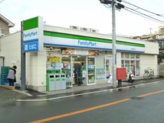 ファミリーマート横浜釜台町店の画像