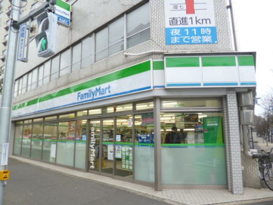 ファミリーマート大森北五丁目店の画像