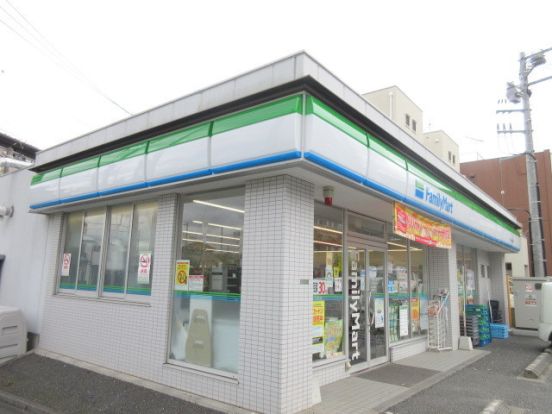 ファミリーマート千住あずま店の画像