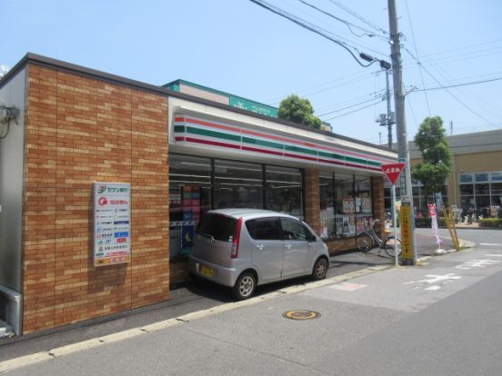 セブンイレブン馬橋駅西口店の画像