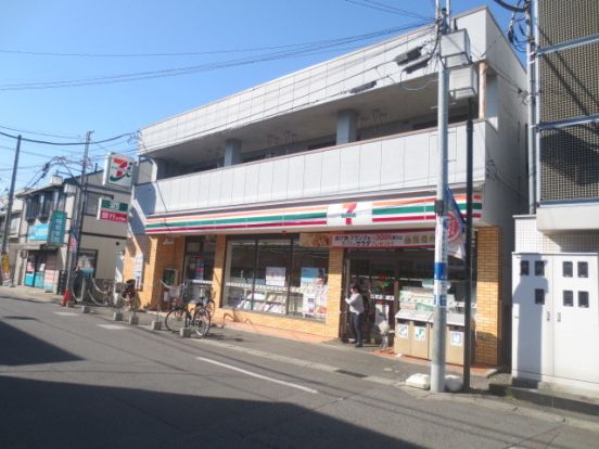 セブンイレブン流山初石駅前店の画像