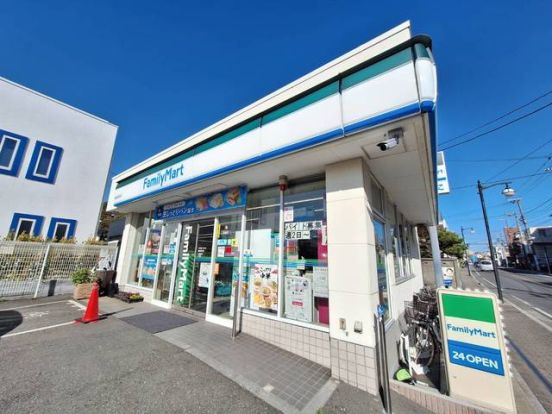 ファミリーマート鎌倉長谷店の画像