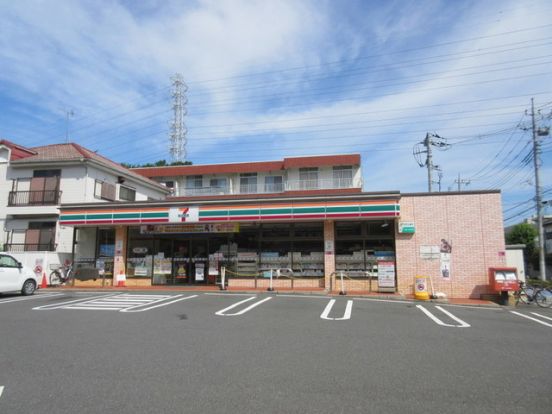 セブンイレブン東浦和3丁目店の画像