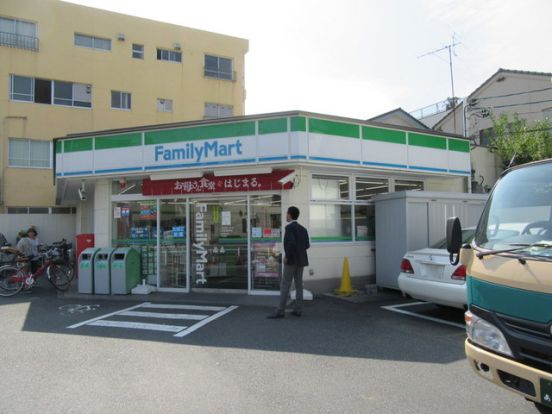 ファミリーマート大宮浅間町店の画像