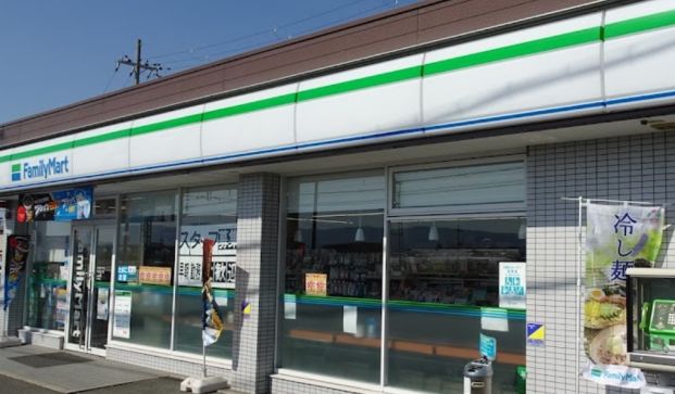 ファミリーマート 宇治紫ケ丘店の画像