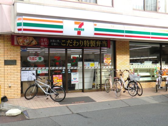 セブンイレブン川崎小田店の画像