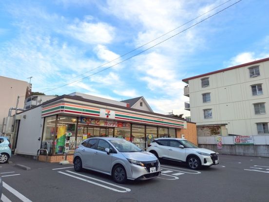 セブンイレブン 多摩永山2丁目店の画像