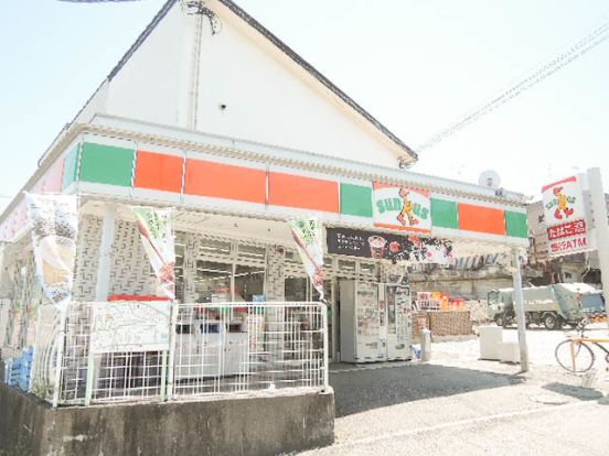 サンクス竹山団地店の画像