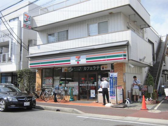 セブンイレブン千葉松波店の画像