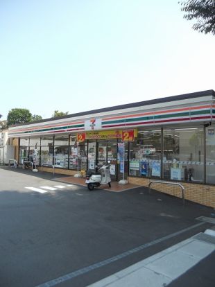 セブンイレブン横浜すみれが丘店の画像