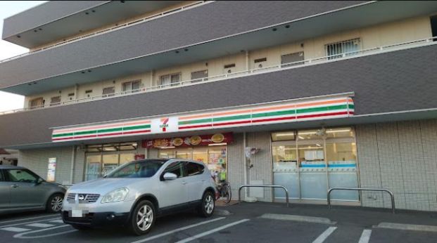 セブンイレブン 土浦桜町3丁目店の画像