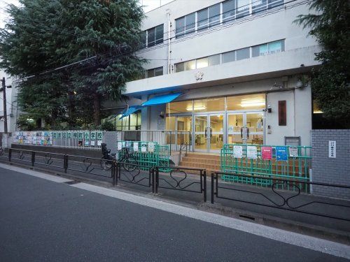 文京区立柳町小学校の画像