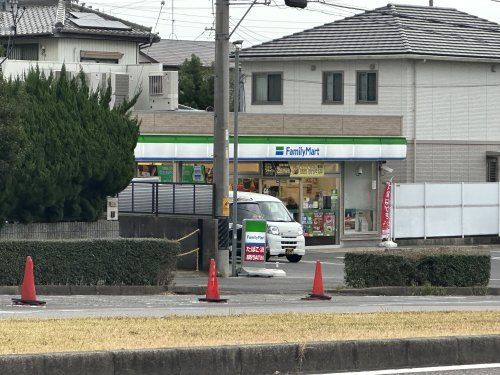 ファミリーマート 豊田朝日ケ丘店の画像