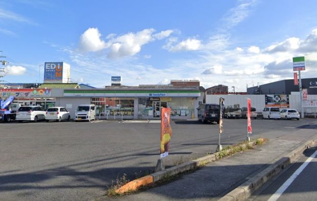 ファミリーマート 守山播磨田町店の画像