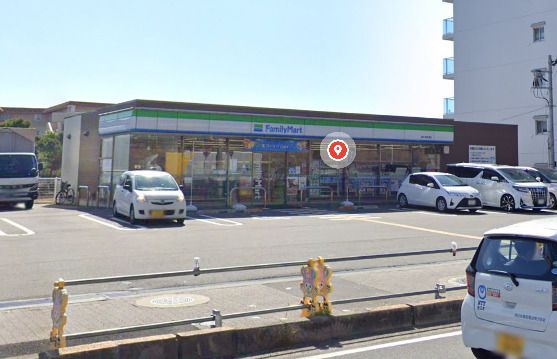 ファミリーマート 垂水海岸通店の画像