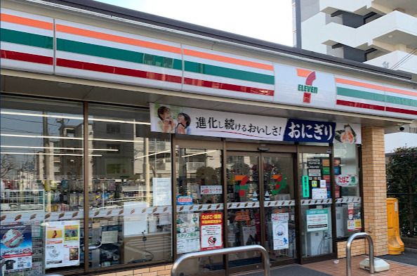 セブンイレブン 板橋坂下3丁目店の画像