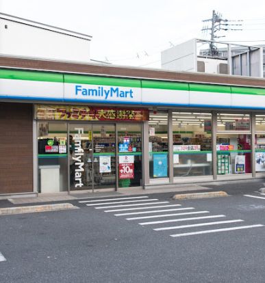 ファミリーマート 板橋大谷口店の画像