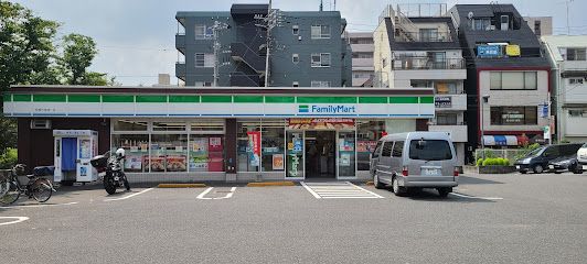 ファミリーマート 板橋市場通り店の画像