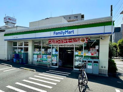 ファミリーマート 小豆沢二丁目店の画像