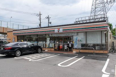 セブンイレブン 板橋高島平9丁目店の画像