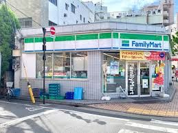 ファミリーマート 平井駅前店の画像