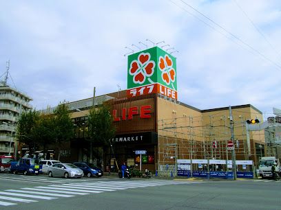 ライフ新桜台駅前店の画像