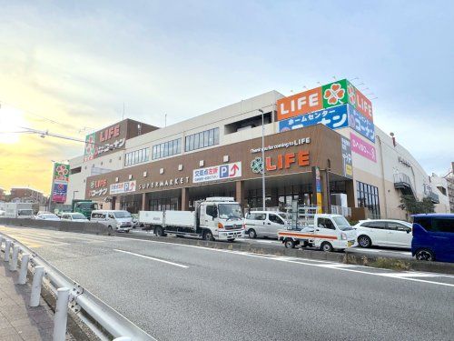 ライフ戸塚汲沢店の画像