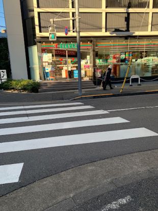 セブンイレブン 北大塚1丁目西店の画像