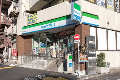 ファミリーマート 新宿山吹町店の画像