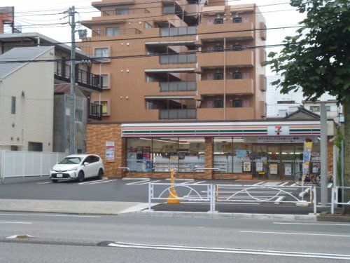 セブンイレブン 墨田本所4丁目店の画像