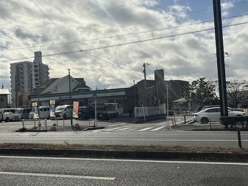 ファミリーマート 豊田山之手店の画像