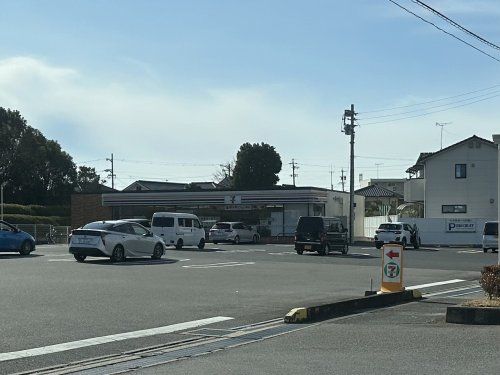 セブンイレブン 豊田市中根町店の画像