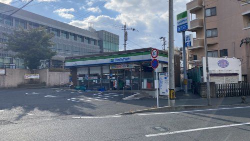 ファミリーマート北九大西店の画像