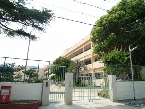 神戸市立高丸小学校の画像