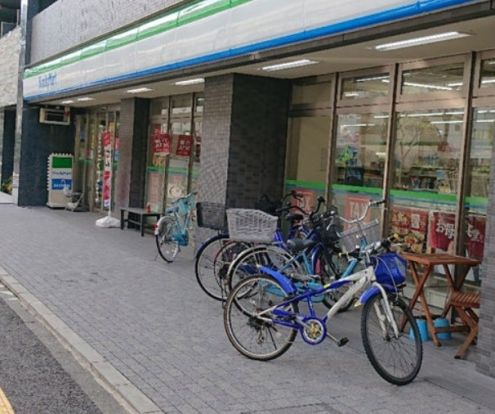 ファミリーマート 江東福住二丁目店の画像