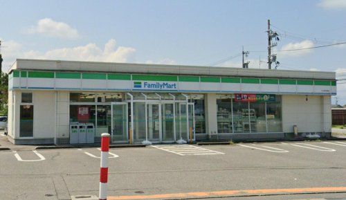 ファミリーマート 大山町田畠店の画像