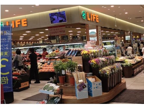 ライフトナリエ大和高田店の画像