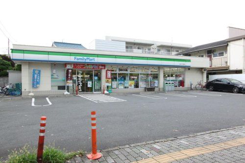 ファミリーマート 所沢けやき通り店の画像