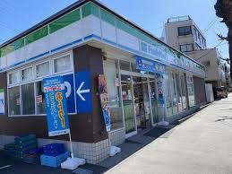 ファミリーマート 目黒本町三丁目店の画像