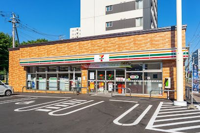 セブンイレブン 札幌南平岸店の画像