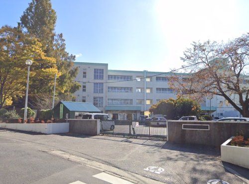 流山市立長崎小学校の画像