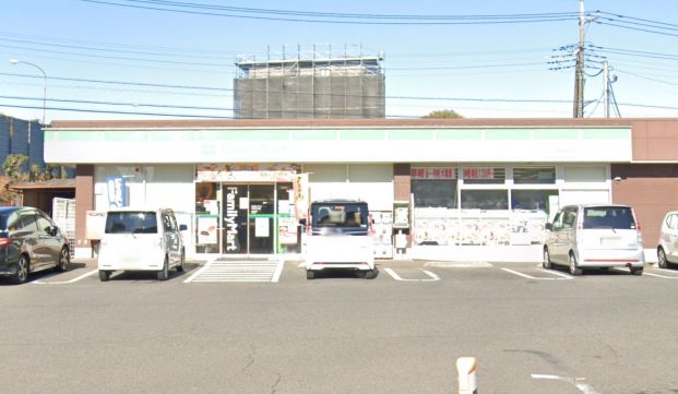 ファミリーマート 川越南大塚店の画像