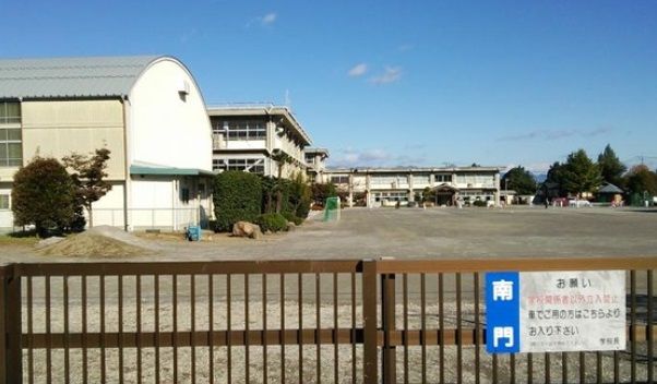 富岡市立高瀬小学校の画像