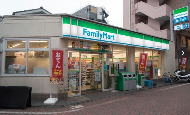 ファミリーマート 練馬中央通り店の画像