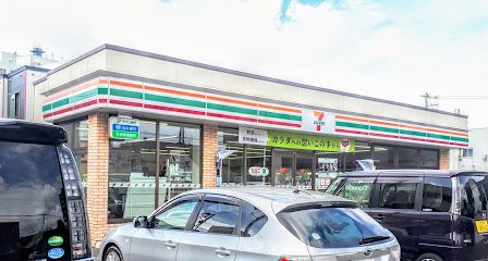 セブンイレブン 札幌菊水5条店の画像